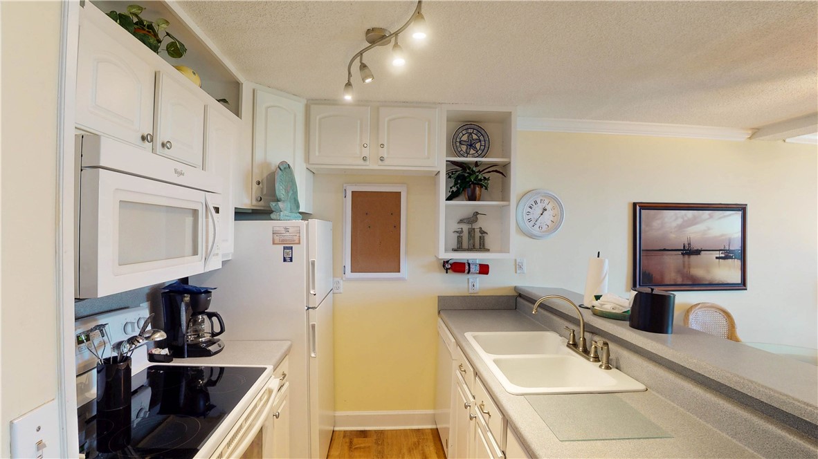 1175 North Beachview Drive North, Unit 508 Jekyll Island, GA 31527 - Photo 6 of 21