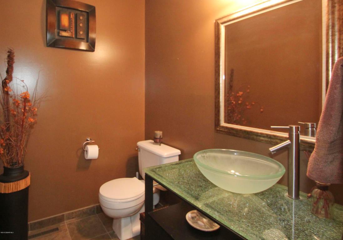 5423 Kensington Lane Northwest Rochester, MN 55901 - Photo 11 of 28 Gallery Image 11