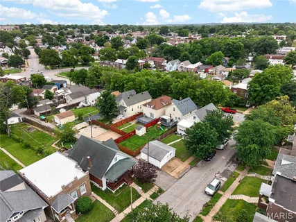 $249,900 | 4739 Hummel Avenue, St. Louis, MO 63116