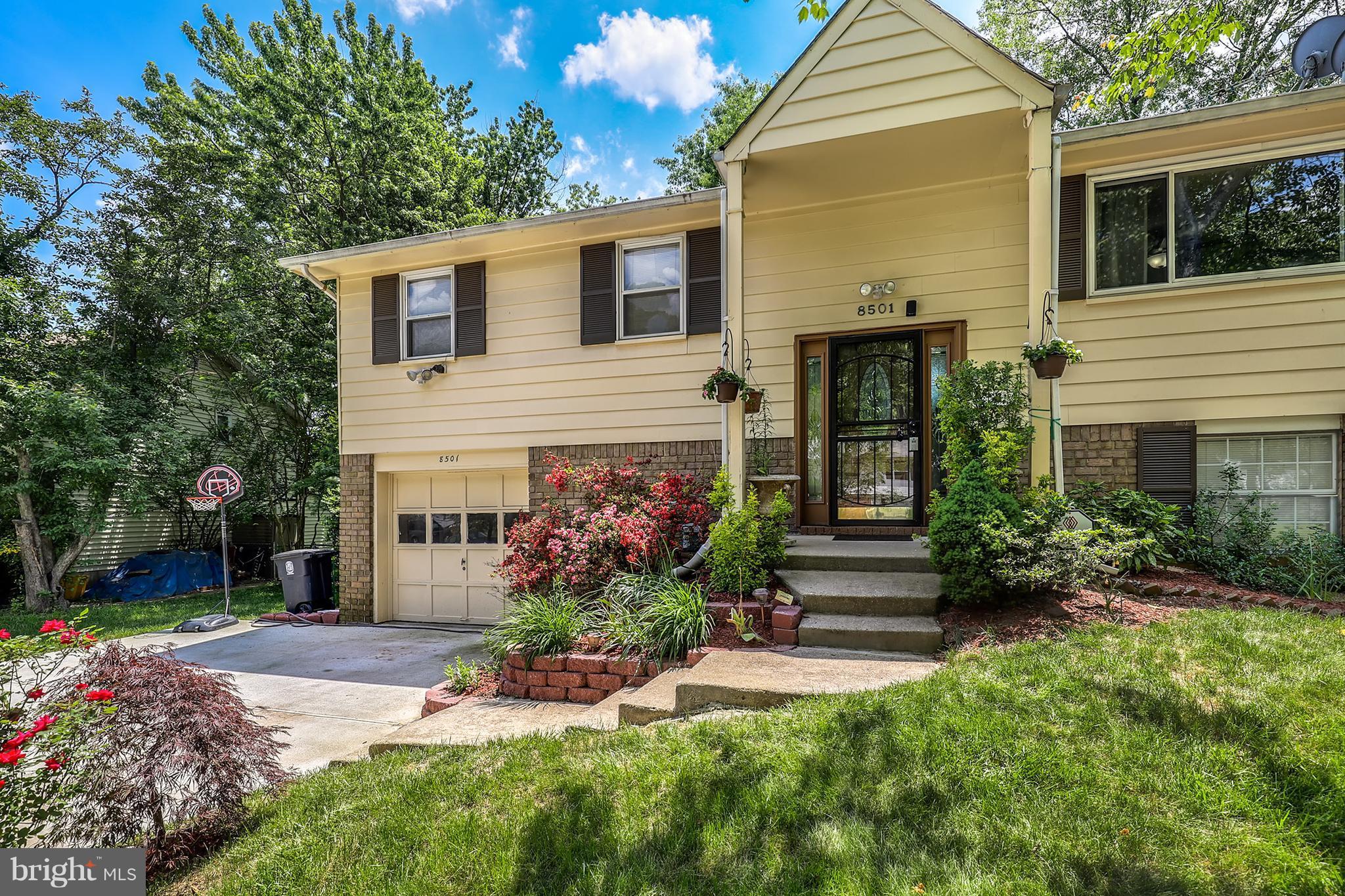 8501 Snowden Loop Laurel, MD 20708 - Photo 4 of 26 Exterior (Front)