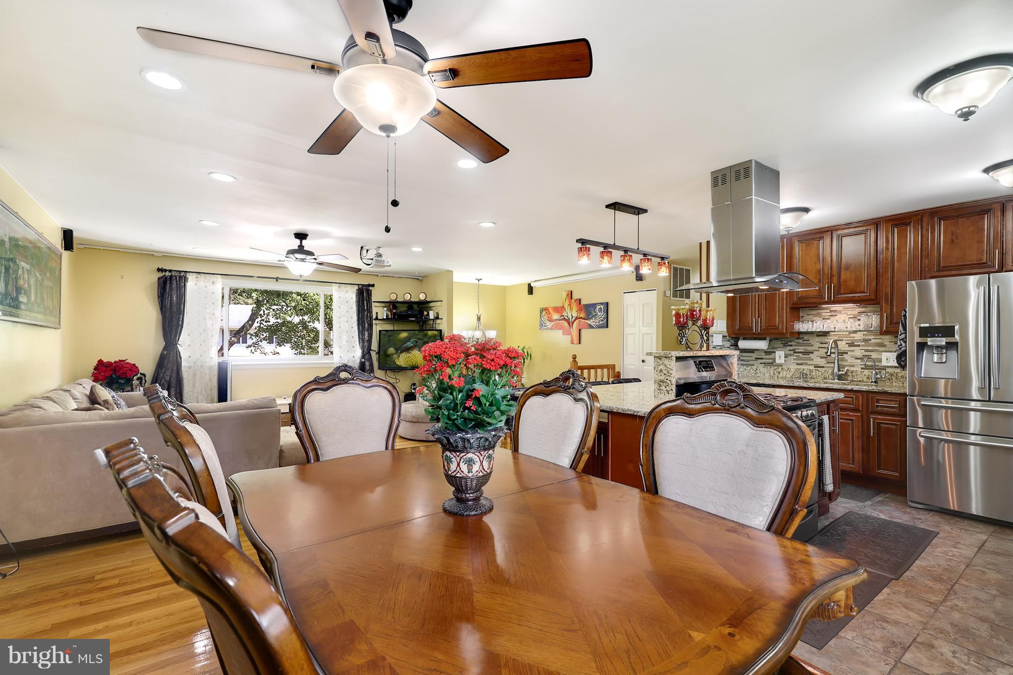 8501 Snowden Loop Laurel, MD 20708 - Photo 8 of 26 Dining Room