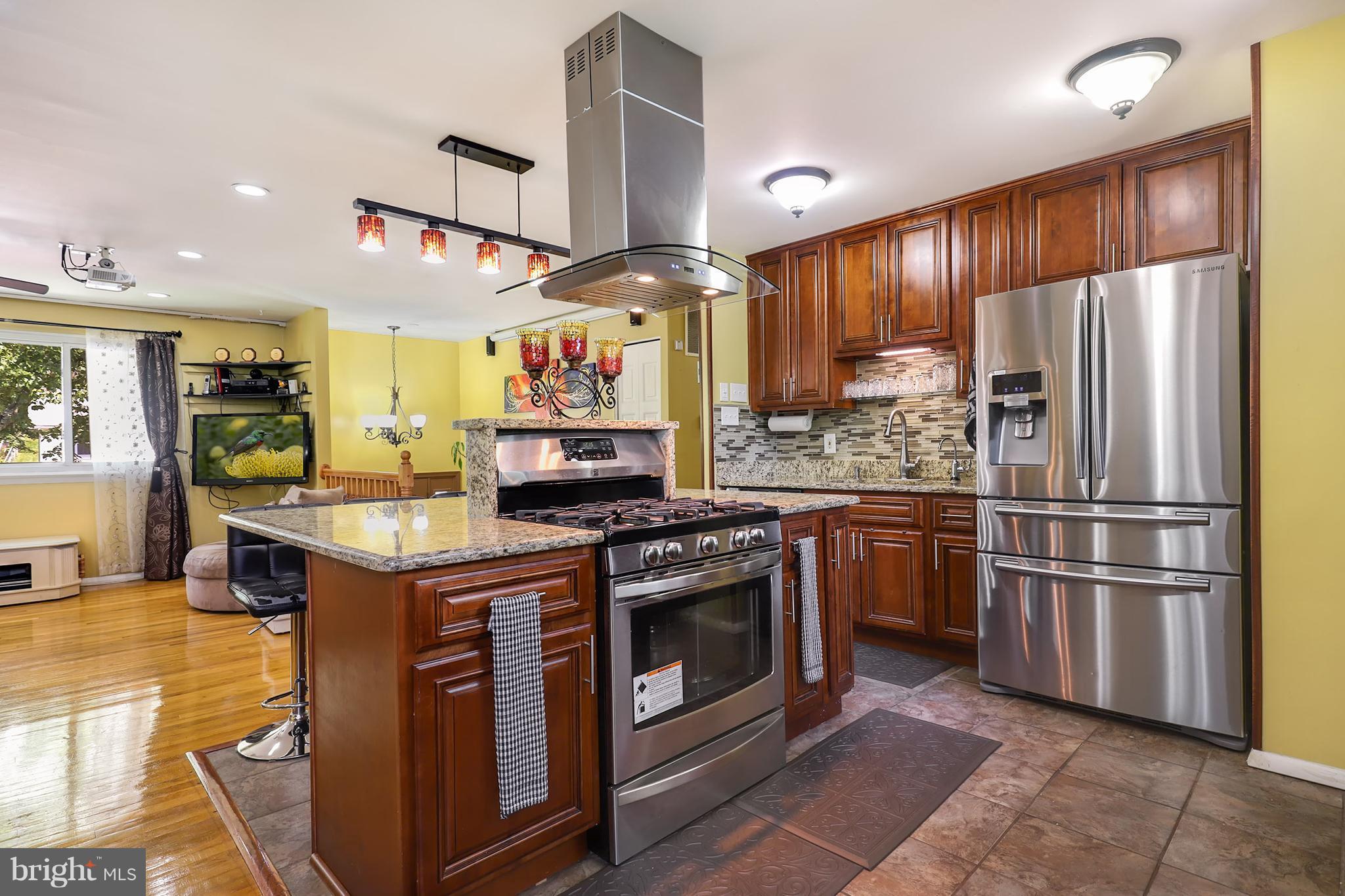 8501 Snowden Loop Laurel, MD 20708 - Photo 9 of 26 Kitchen