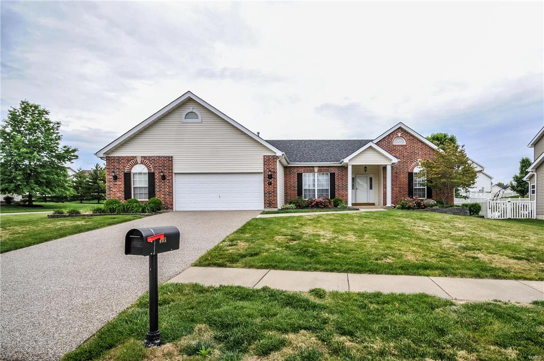 605 Raintree Crossing O'Fallon, MO 63366 - Photo 1 of 30