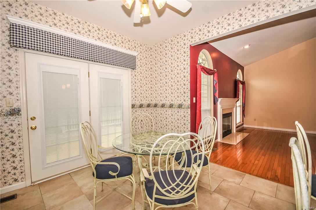 605 Raintree Crossing O'Fallon, MO 63366 - Photo 11 of 30