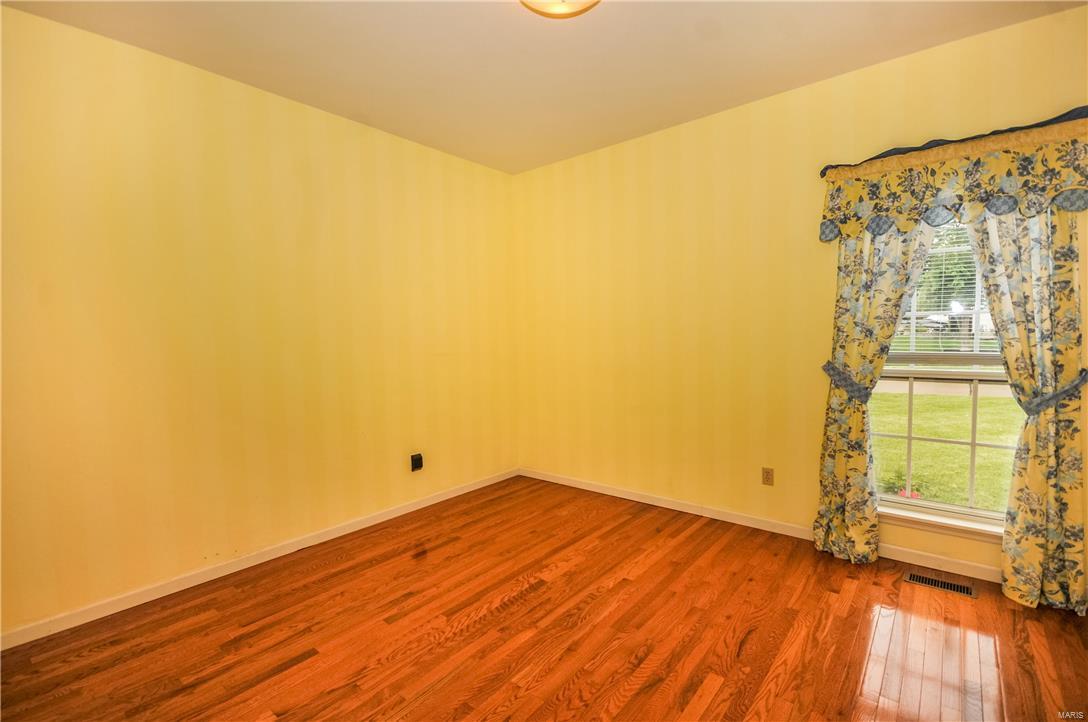 605 Raintree Crossing O'Fallon, MO 63366 - Photo 17 of 30