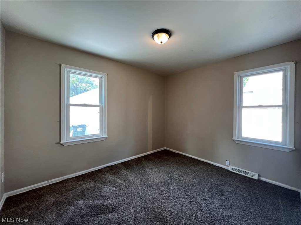 23640 Colbourne Road Euclid, OH 44123 - Photo 12 of 21