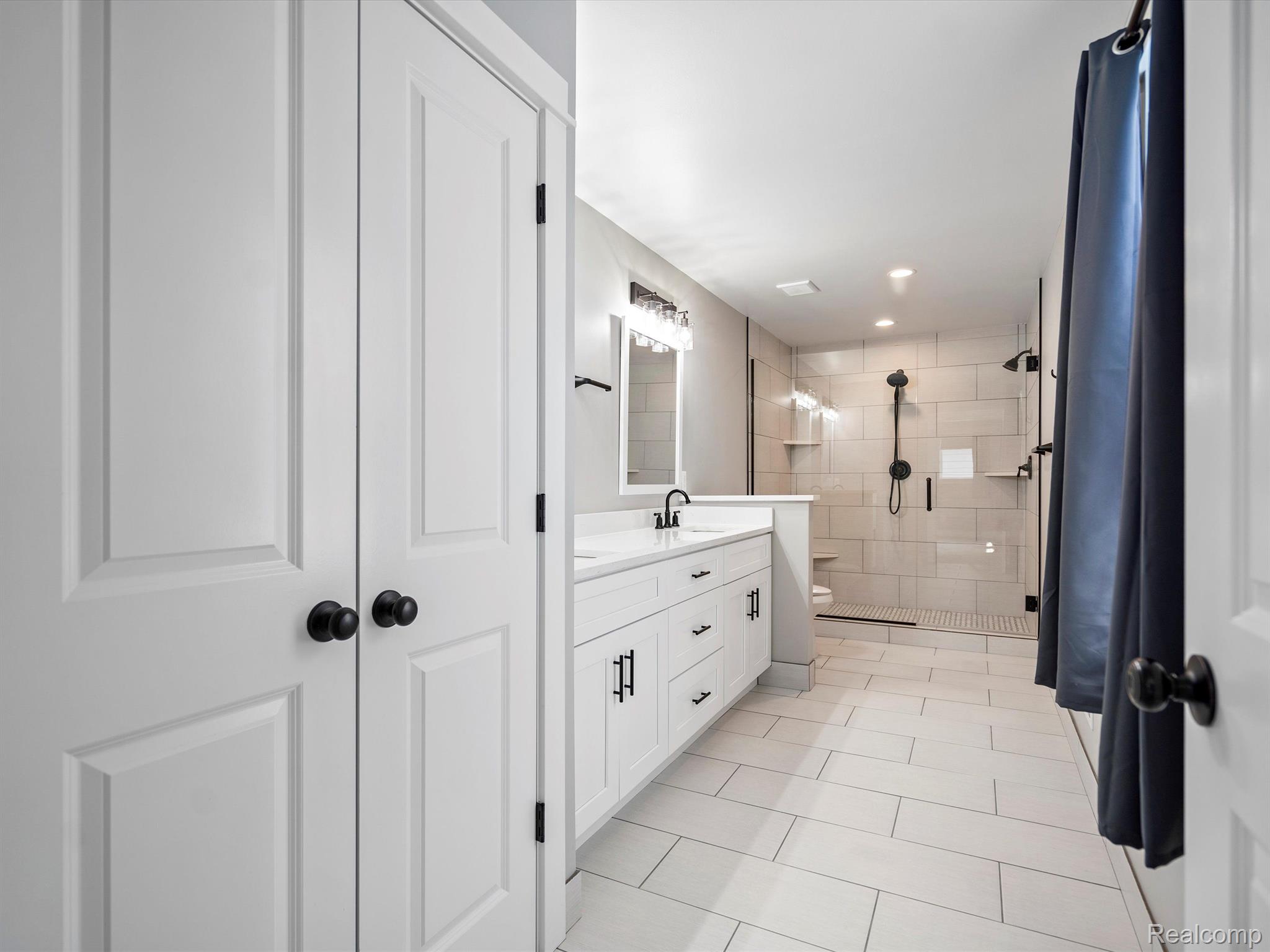 4101 Highfield Road Royal Oak, MI 48073 - Photo 33 of 47 Gallery Image 33