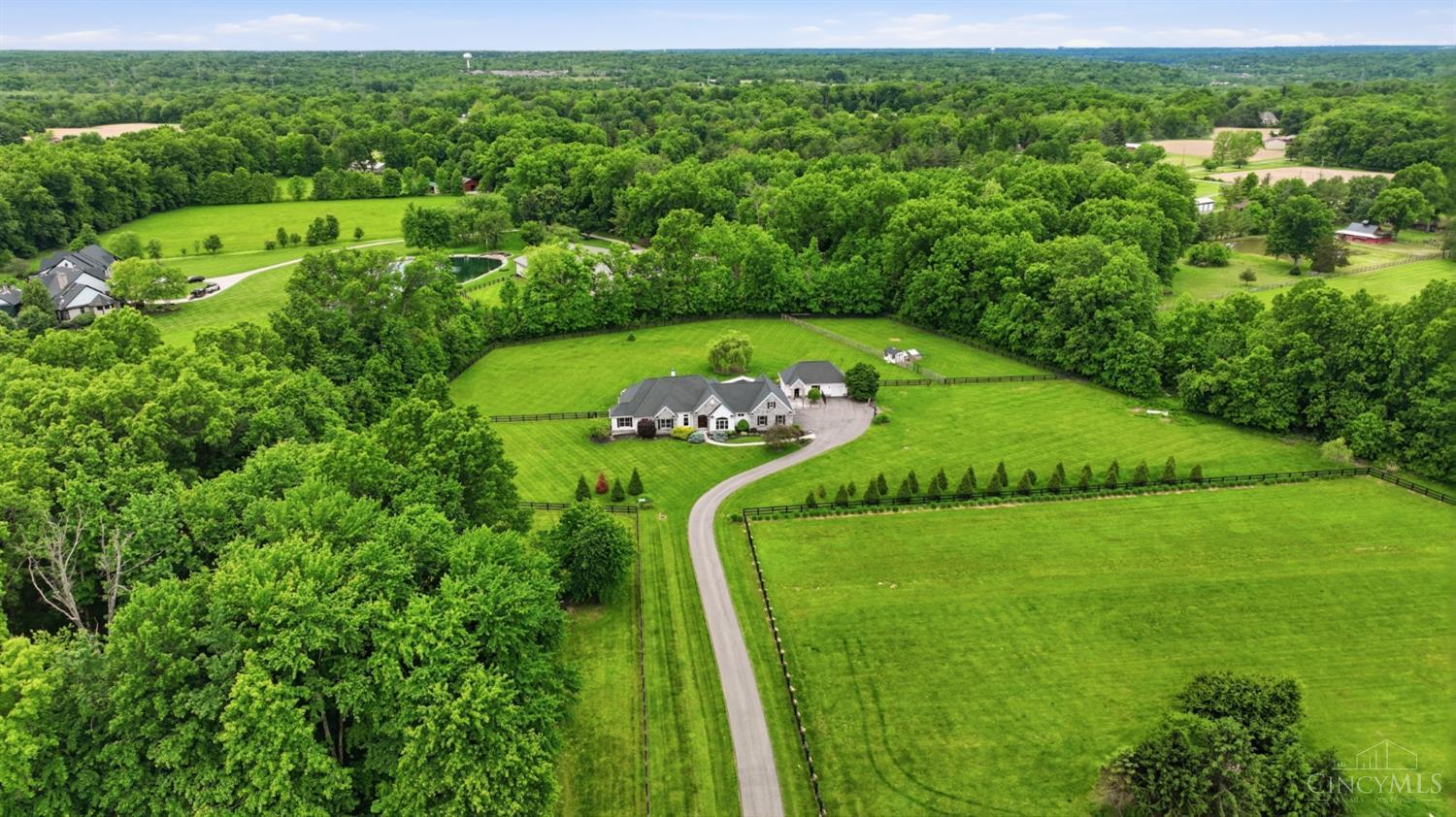10313 Harrison Road Loveland, OH 45140 - Photo 3 of 68