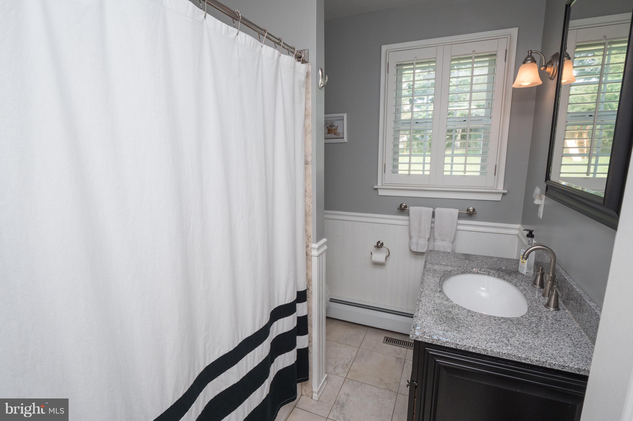2521 McKenzie Road Ellicott City, MD 21042 - Photo 14 of 29 Recently Remodeled Main Level Bath