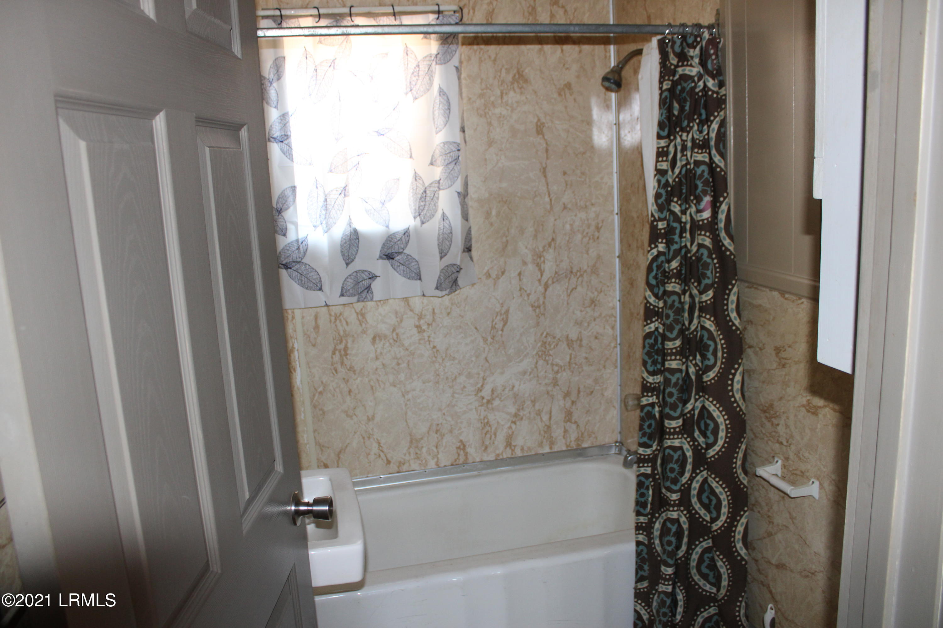 502 Rivers Avenue Hampton, SC 29924 - Photo 3 of 5 IMG_0258
