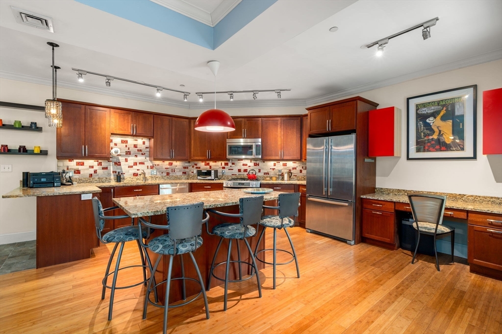 224 Florence Street, Unit 3 Boston, MA 02131 - Photo 10 of 30