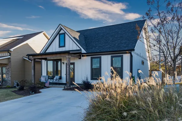 $294,900 | 57 Idle Place Circle, Rossville, GA 30741