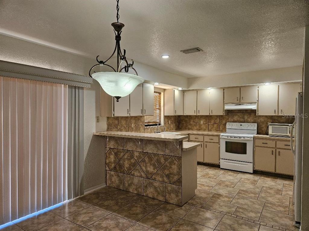 355 Spring Lake Boulevard Northwest Port Charlotte, FL 33952 - Photo 31 of 43