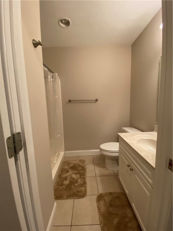 204 Ashley Road Clemson, SC 29631 - Photo 22 of 32 Full Bathroom (#3) at Upper Level