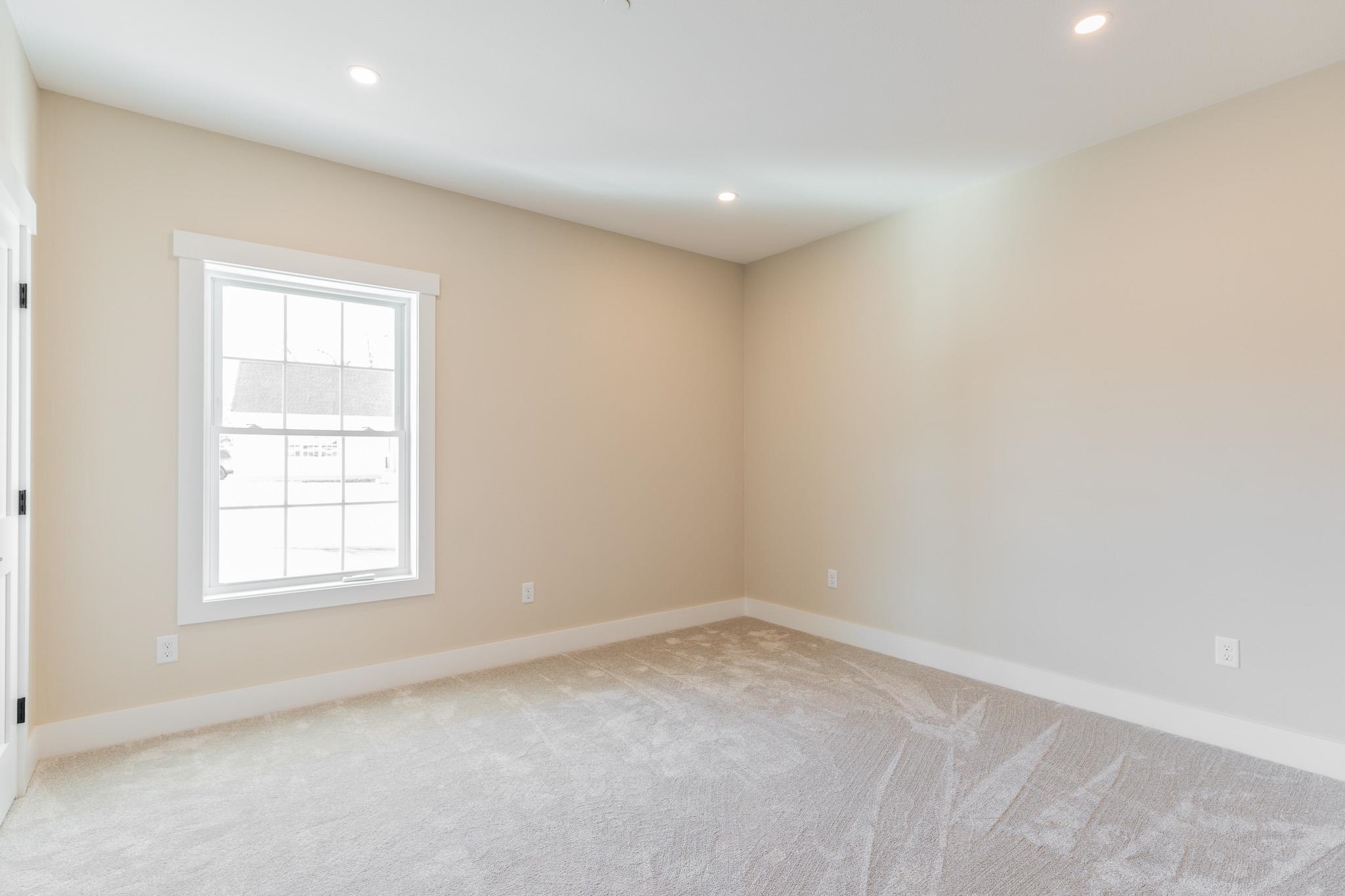 4-8 Beaver Brk Way, Unit E Pelham, NH 03076 - Photo 29 of 39