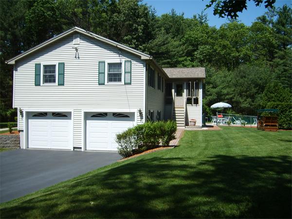 14 Stratton Hill Road Westford, MA 01886 - Photo 2 of 22 Gallery Image 2