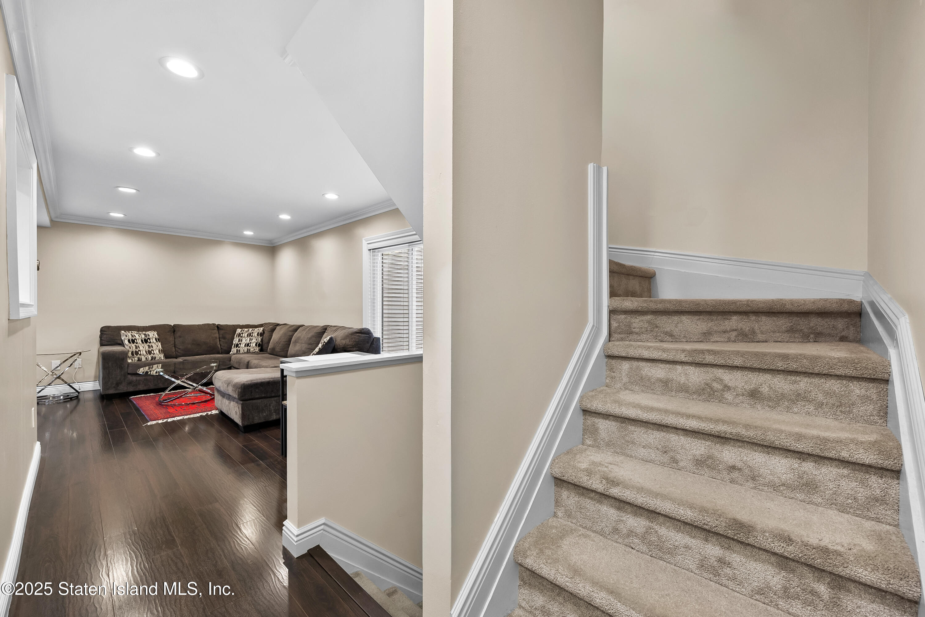 512 Ilyssa Way Staten Island, NY 10312 - Photo 16 of 29 1-13