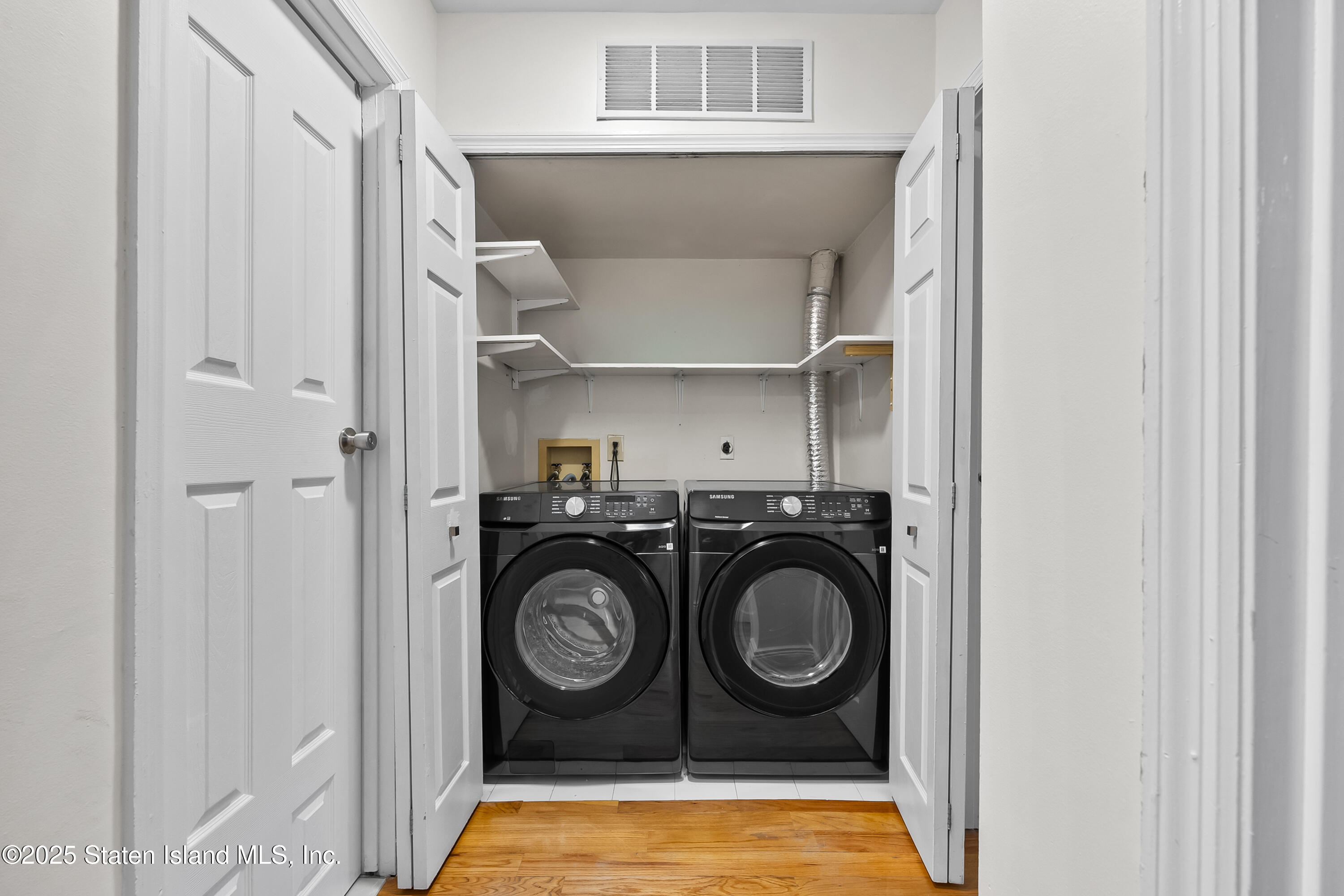 512 Ilyssa Way Staten Island, NY 10312 - Photo 24 of 29 1-17