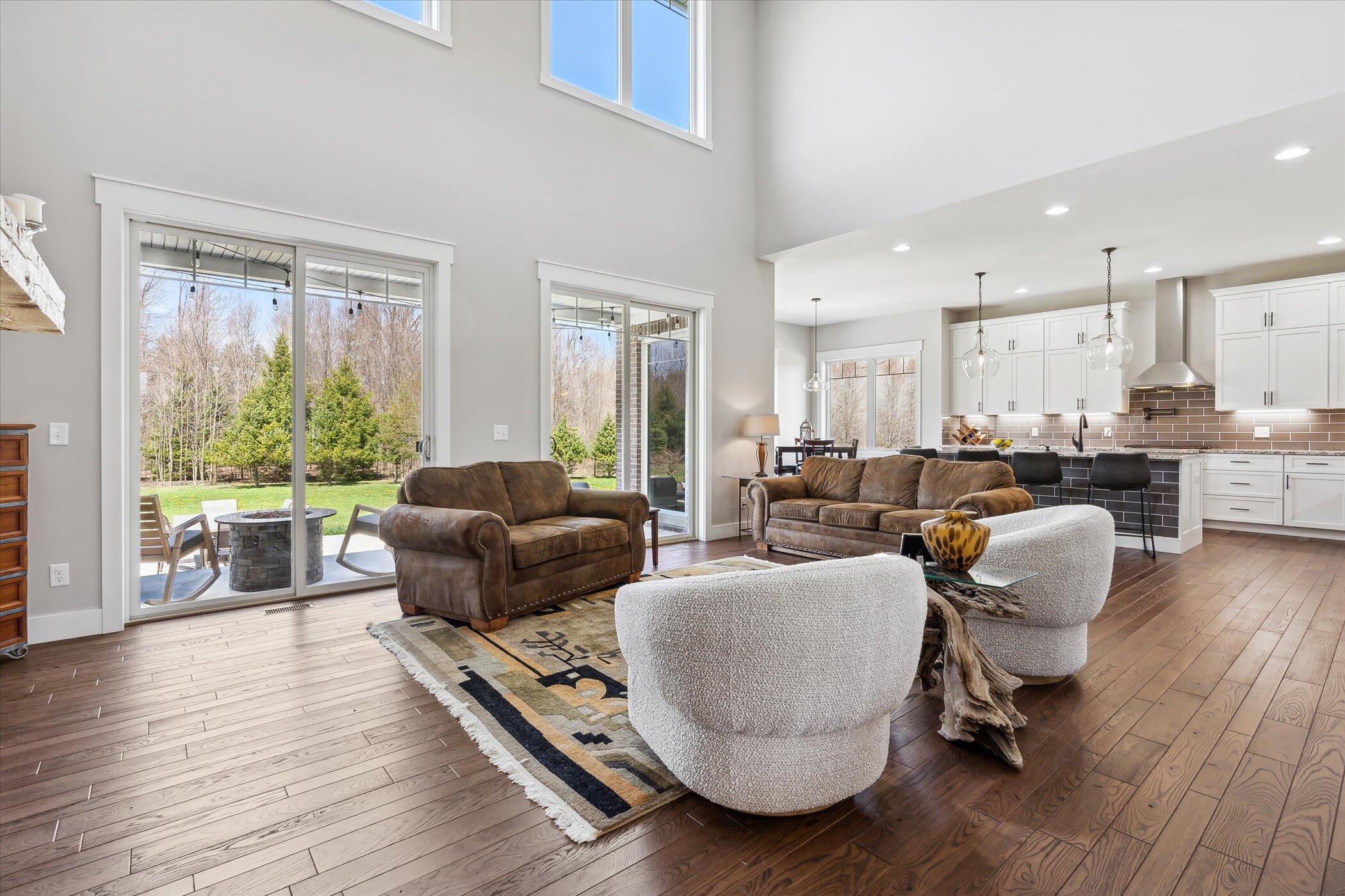 2009 Nollar Bend Road Whitmore Lake, MI 48189 - Photo 12 of 72 12-2009-Nollar-Bend-Dr-WindowStill-14