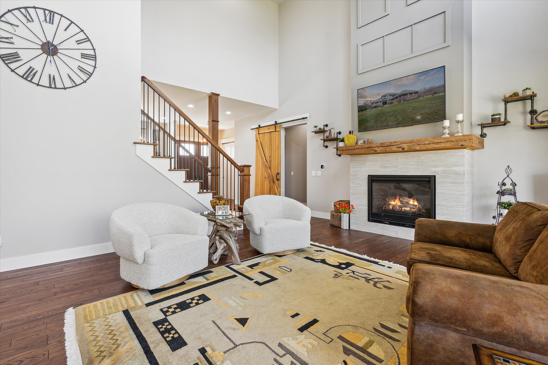 2009 Nollar Bend Road Whitmore Lake, MI 48189 - Photo 15 of 72 15-2009-Nollar-Bend-Dr-WindowStill-17