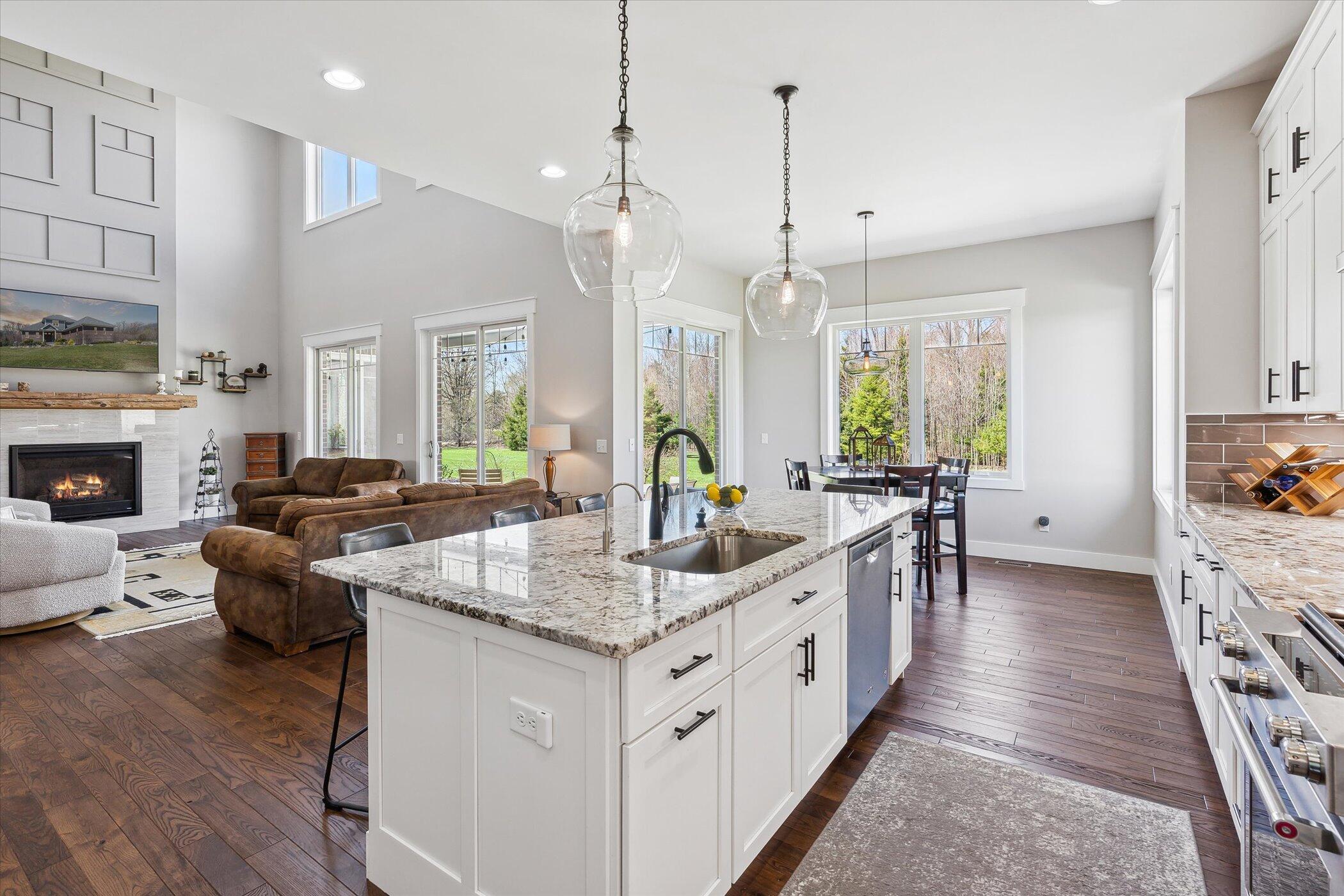 2009 Nollar Bend Road Whitmore Lake, MI 48189 - Photo 25 of 72 24-2009-Nollar-Bend-Dr-WindowStill-26