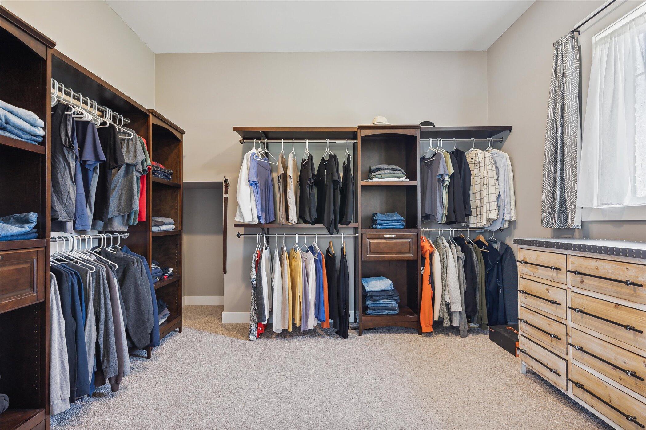 2009 Nollar Bend Road Whitmore Lake, MI 48189 - Photo 31 of 72 31-2009-Nollar-Bend-Dr-WindowStill-33