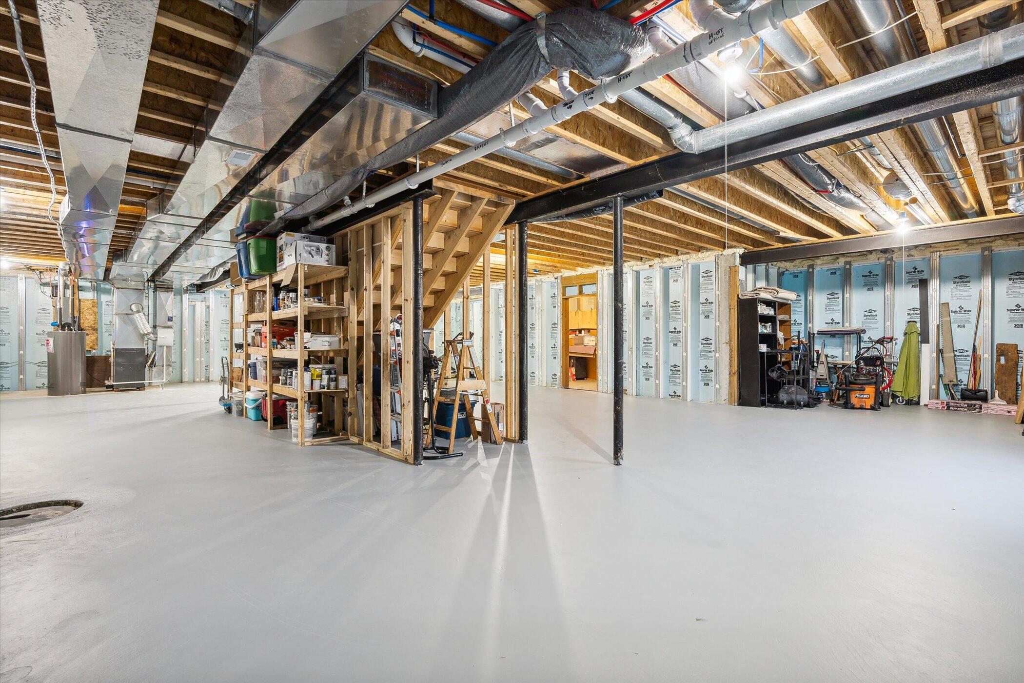 2009 Nollar Bend Road Whitmore Lake, MI 48189 - Photo 49 of 72 49-2009-Nollar-Bend-Dr-WindowStill-51