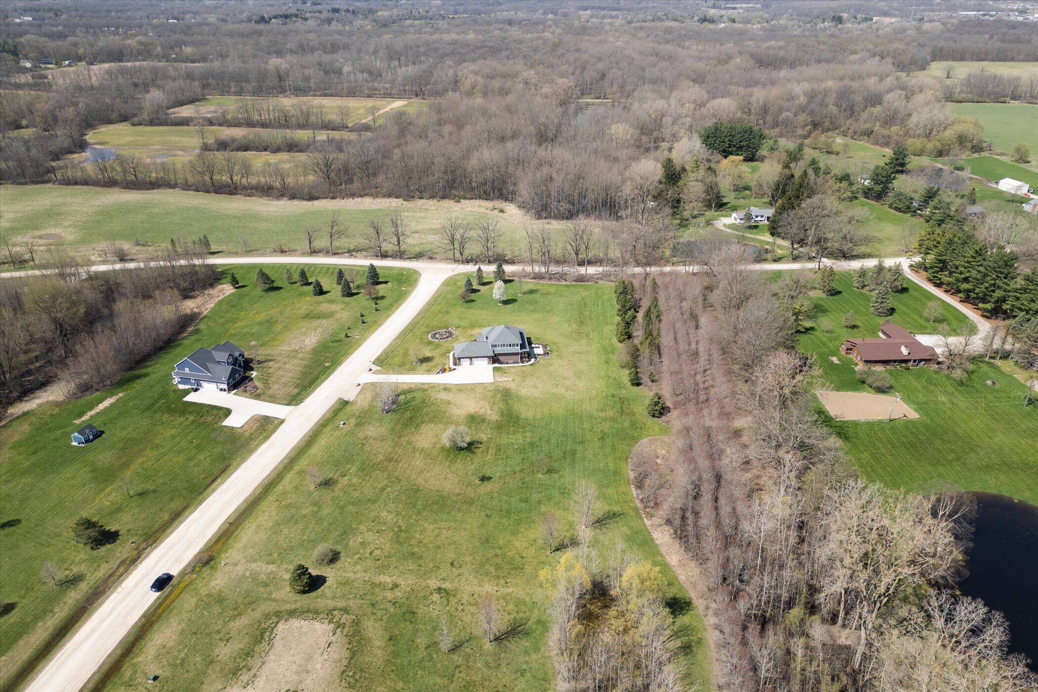 2009 Nollar Bend Road Whitmore Lake, MI 48189 - Photo 63 of 72 63-2009-Nollar-Bend-Dr-WindowStill-03