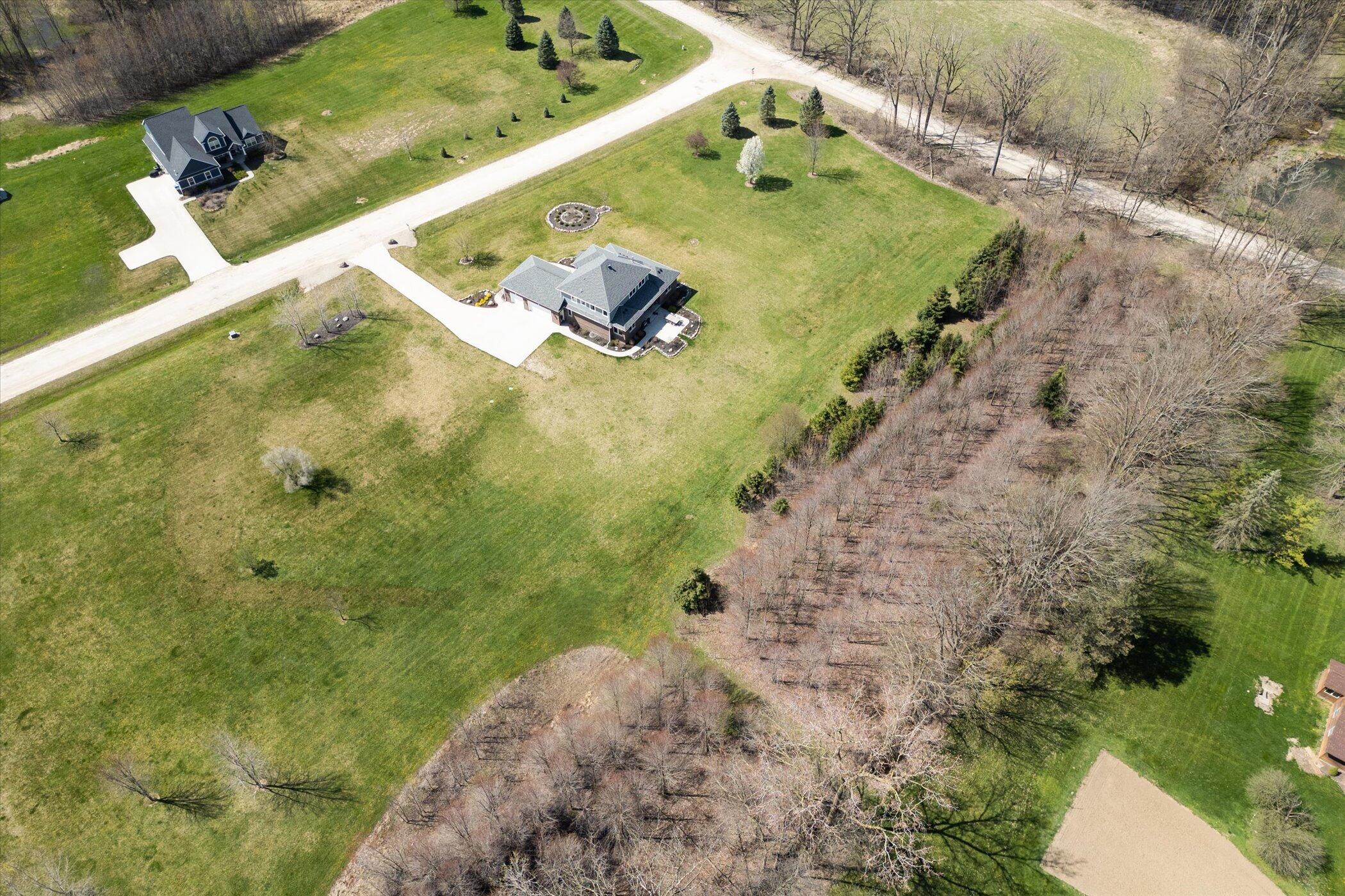 2009 Nollar Bend Road Whitmore Lake, MI 48189 - Photo 64 of 72 64-2009-Nollar-Bend-Dr-WindowStill-04