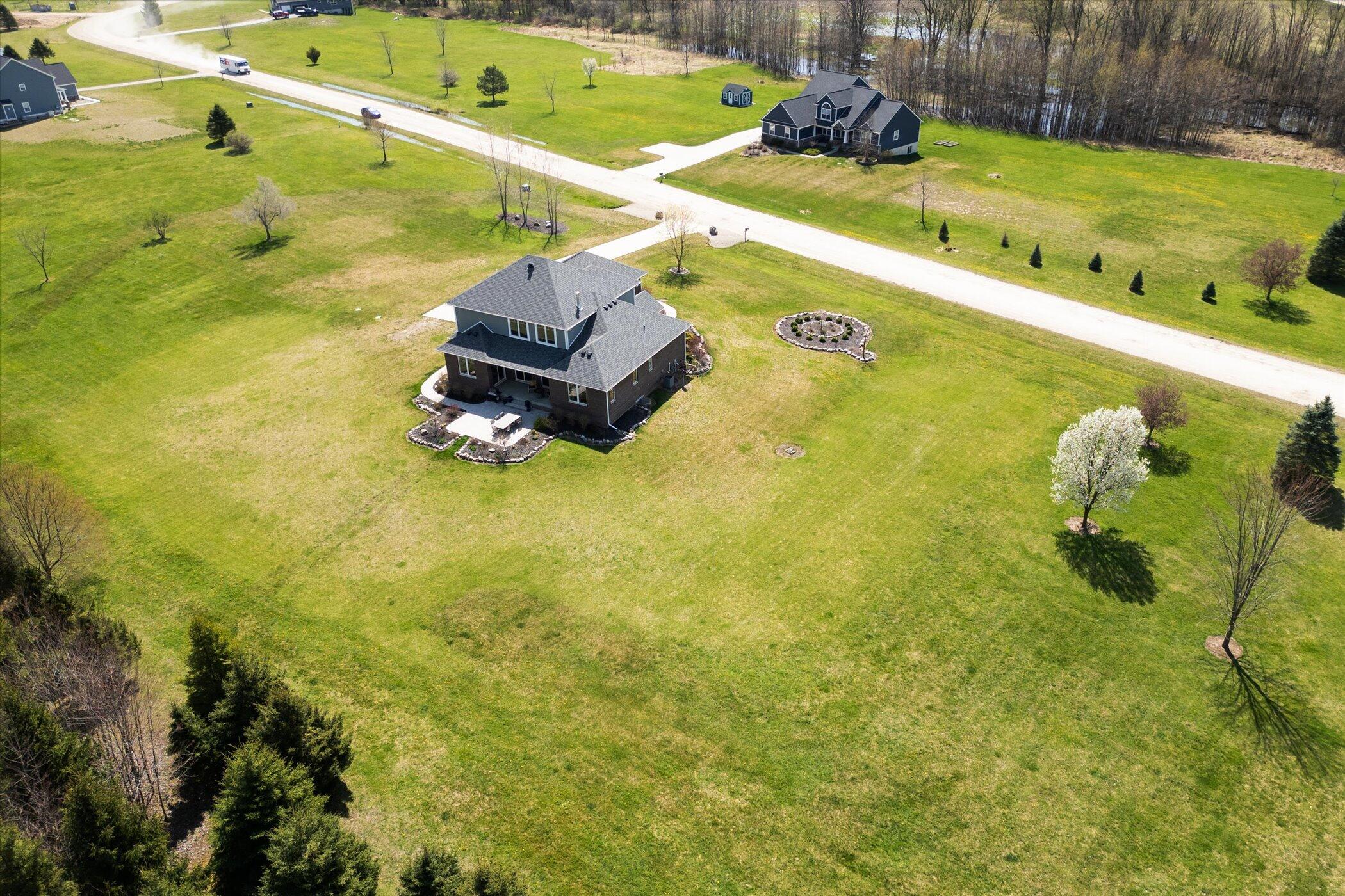 2009 Nollar Bend Road Whitmore Lake, MI 48189 - Photo 65 of 72 65-2009-Nollar-Bend-Dr-WindowStill-05