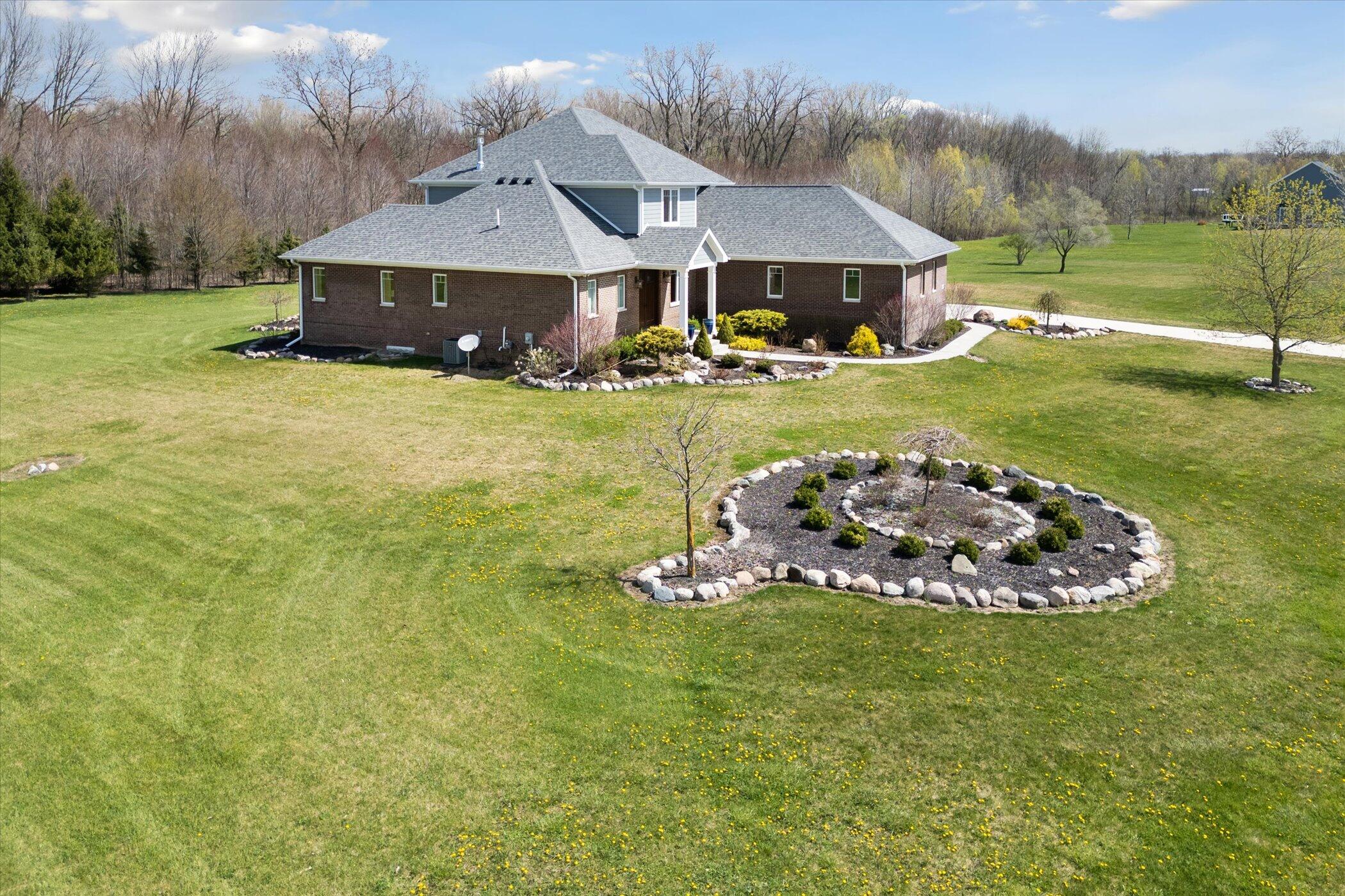 2009 Nollar Bend Road Whitmore Lake, MI 48189 - Photo 67 of 72 67-2009-Nollar-Bend-Dr-WindowStill-07