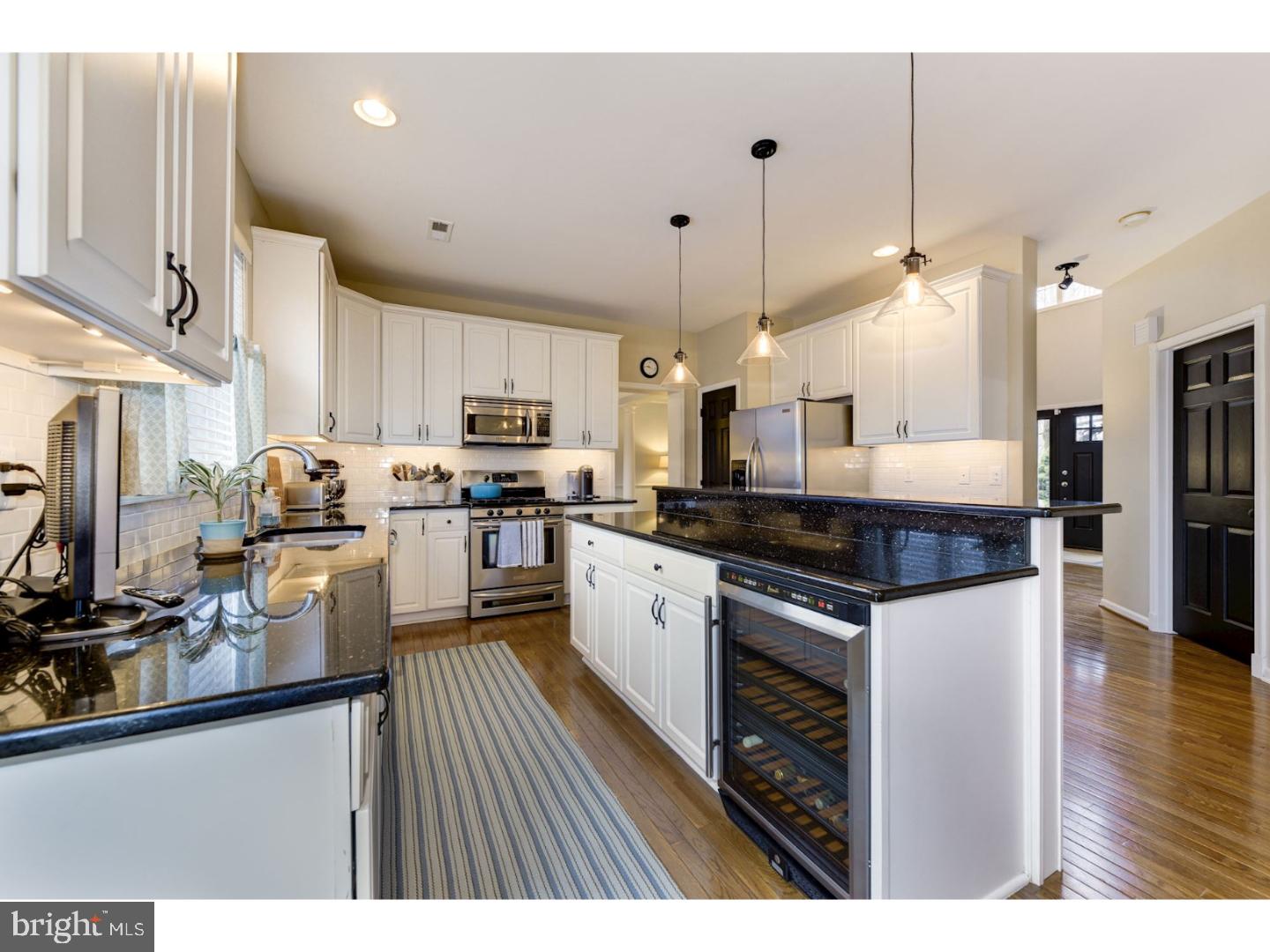 9 Apple Orchard Road Moorestown, NJ 08057 - Photo 11 of 17 Kitchen