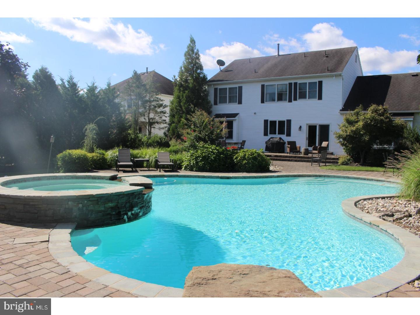 9 Apple Orchard Road Moorestown, NJ 08057 - Photo 4 of 17 Pool