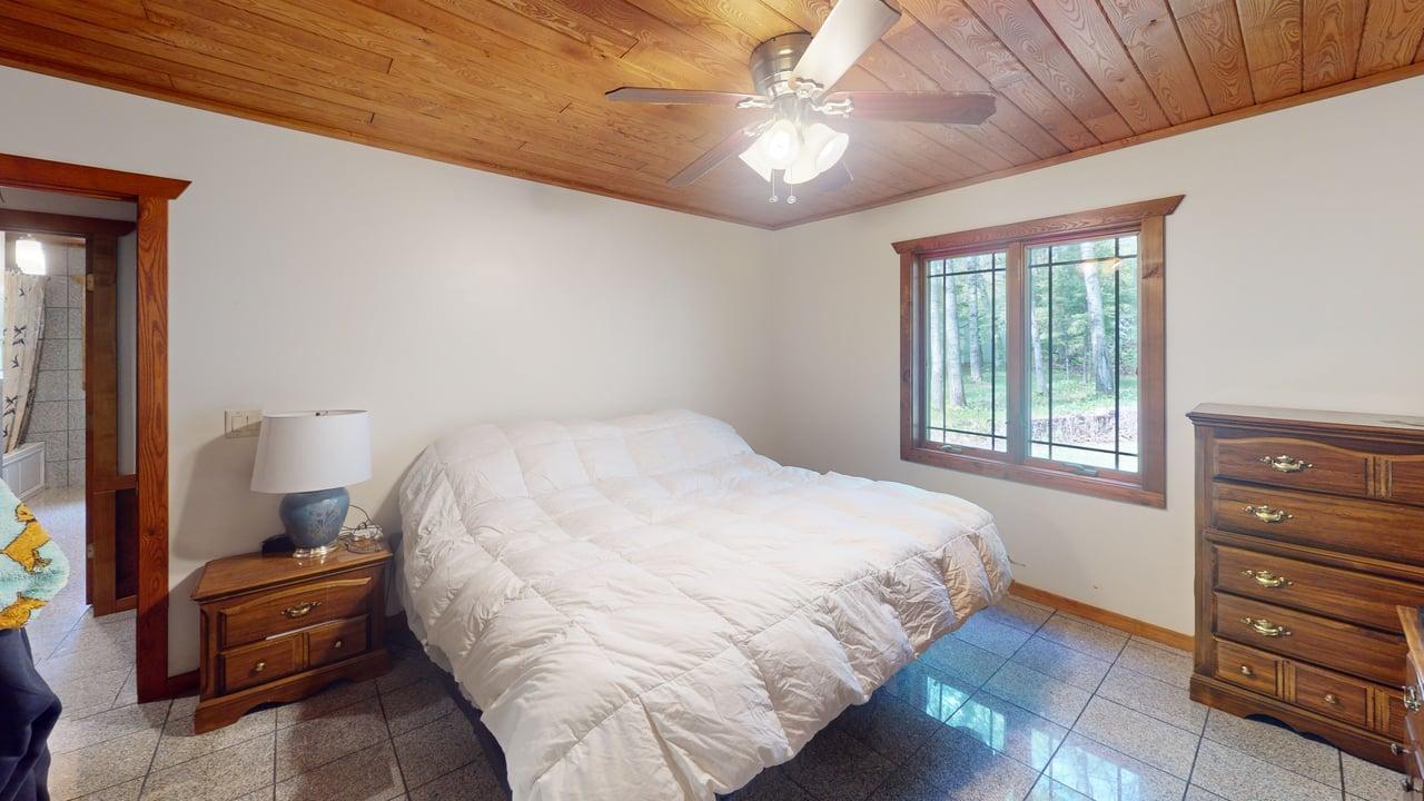 1505 Moorhead Road Cloquet, MN 55720 - Photo 17 of 29