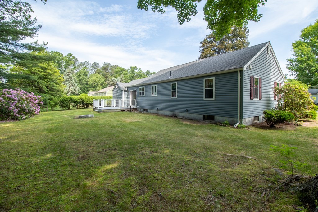 139 Fox Hill Road Springfield, MA 01118 - Photo 35 of 36 a view of a house with yard and sitting area