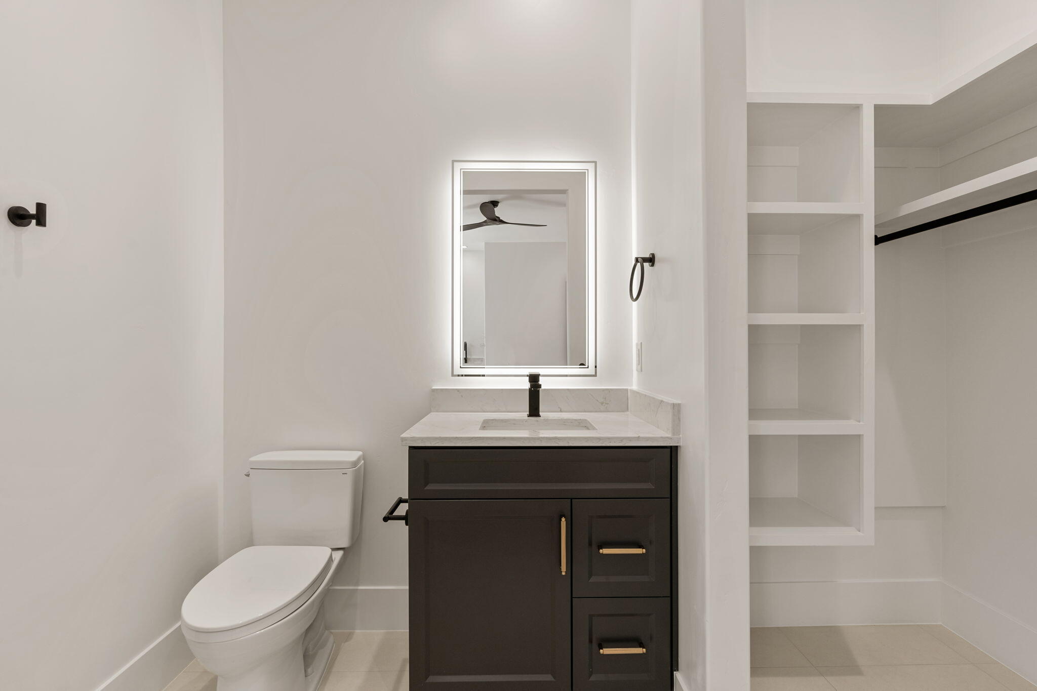 2885 East View Pointe Drive Washington, UT 84780 - Photo 50 of 99 ADU 2 Bedroom # 2 - Walkin Bathroom & Closet - Pic 4