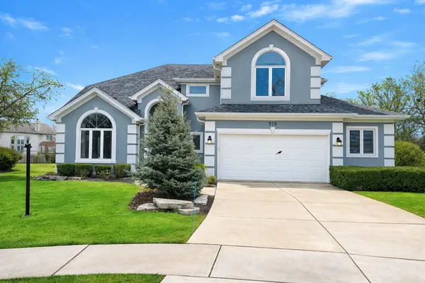 $725,000 | 970 Waterside Court, Aurora, IL 60502