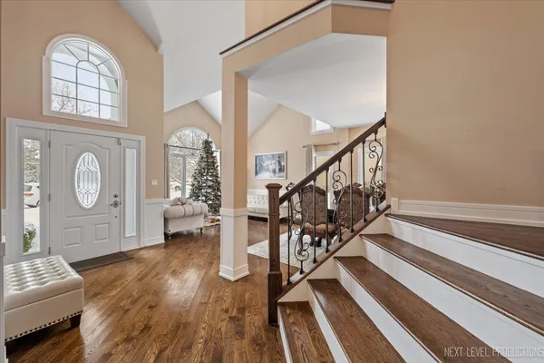 $725,000 | 970 Waterside Court, Aurora, IL 60502