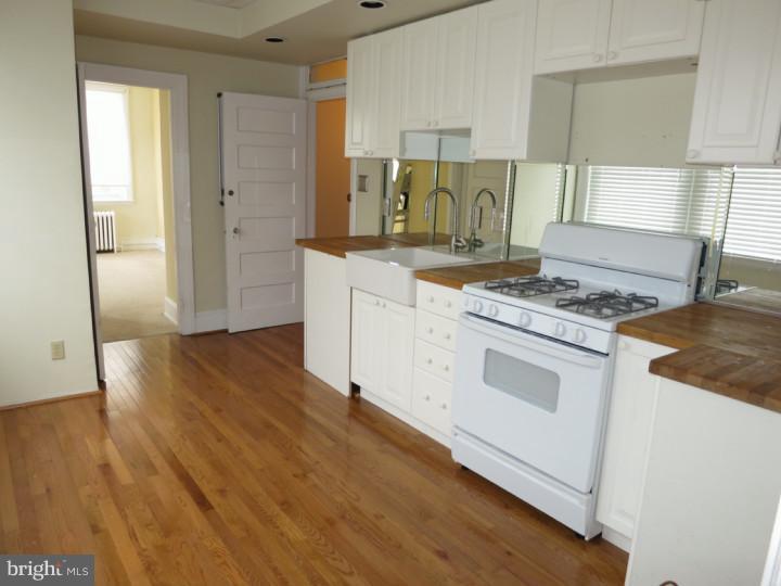 5455 Ridge Avenue Philadelphia, PA 19128 - Photo 9 of 16 Unit #2