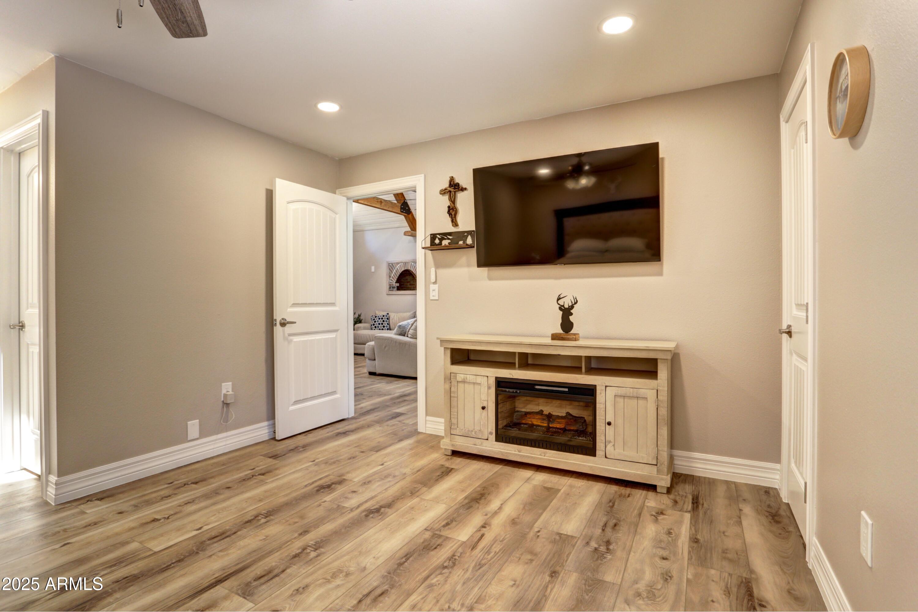 292 South Morris Meadows Payson, AZ 85541 - Photo 30 of 72 Primary Bedroom