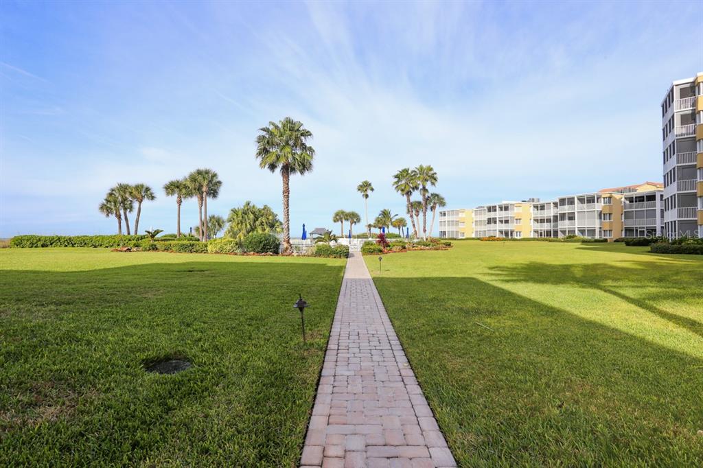 4825 Gulf Of Mexico Drive, Unit 202 Longboat Key, FL 34228 - Photo 24 of 30