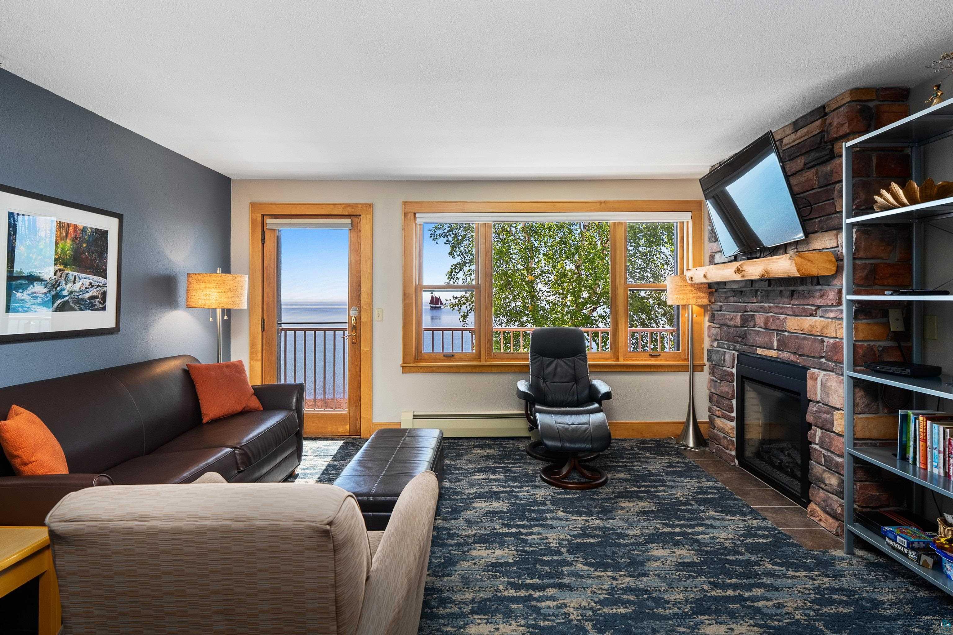 21 Wisconsin Street, Unit 203 Grand Marais, MN 55604 - Photo 3 of 60