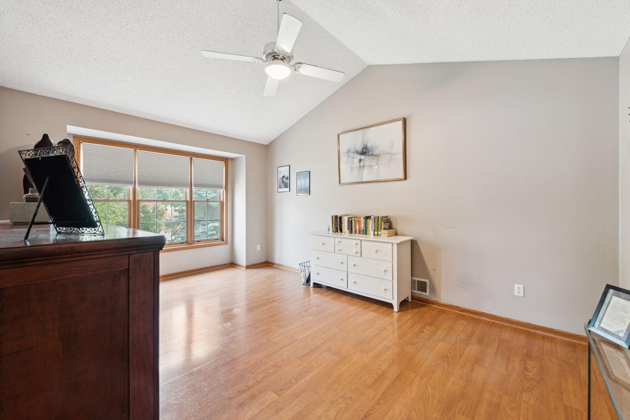 16937 Rogers Road Eden Prairie, MN 55347 - Photo 10 of 20 Gallery Image 10