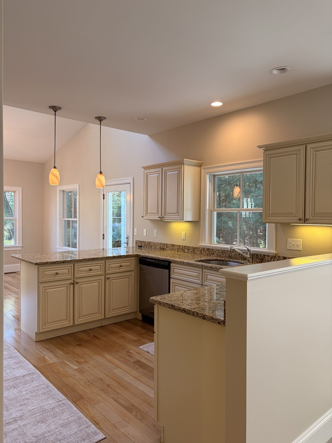 38 Hathaway Pond Circle, Unit 38 Rochester, MA 02770 - Photo 8 of 32 Gallery Image 8