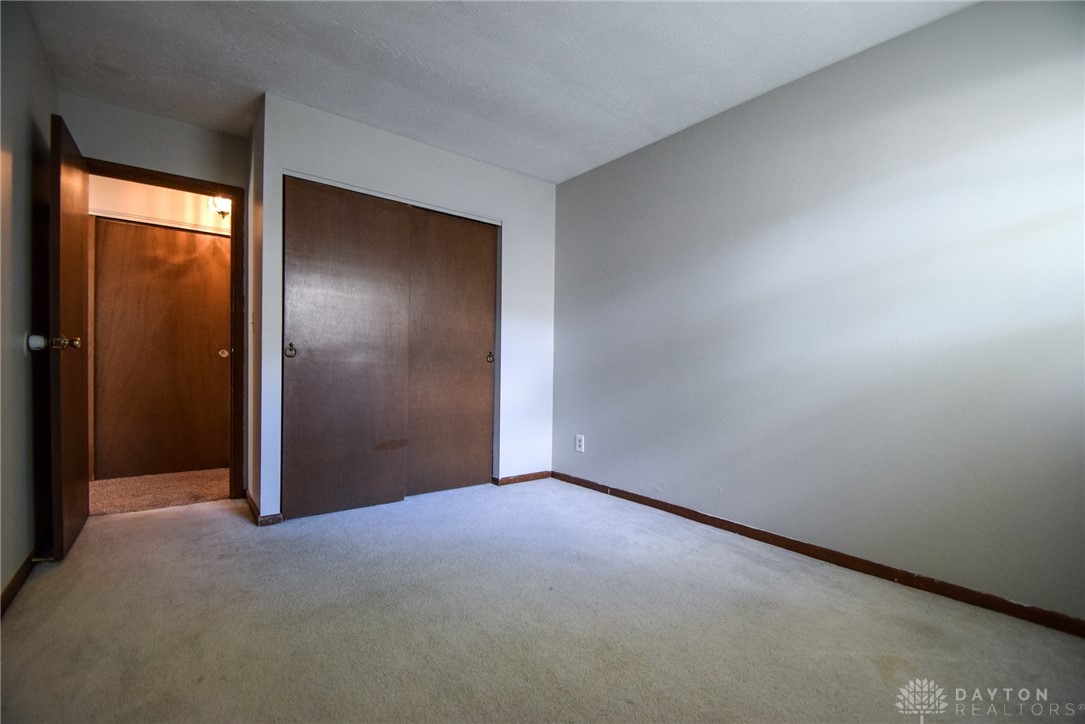 4675 Old Salem Road Englewood, OH 45322 - Photo 24 of 33 Bedroom