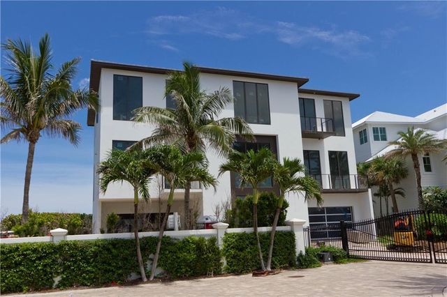 $7,400,000 | 8120 South Ocean Drive, Jensen Beach, FL 34957
