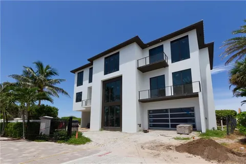 $7,400,000 | 8120 South Ocean Drive, Jensen Beach, FL 34957