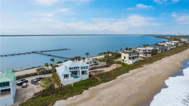 $7,400,000 | 8120 South Ocean Drive, Jensen Beach, FL 34957