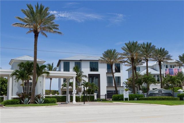 $7,400,000 | 8120 South Ocean Drive, Jensen Beach, FL 34957