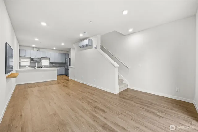 $564,950 | 7132 Beacon Avenue South, Unit A, Seattle, WA 98108